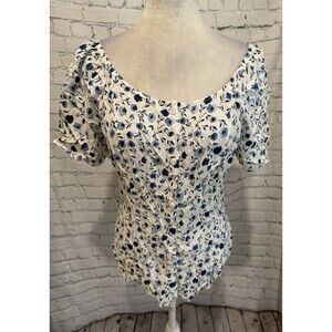 Beachlunchlounge Floral Top White Blue Flowers Short Sleeve Size Small